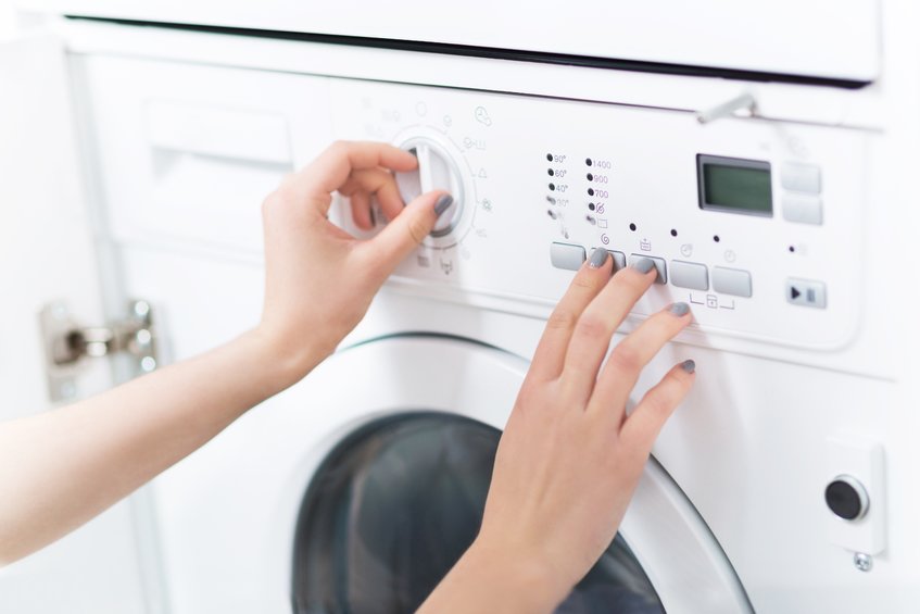 https://happydrains.co.uk/wp-content/uploads/2016/09/blog-easy-washing-machine-maintenance-checks.jpg